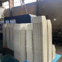 اپراتو دستگاه تزریق پلاستیک