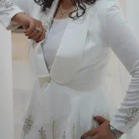 لباس مخصوص بله برون و عقد