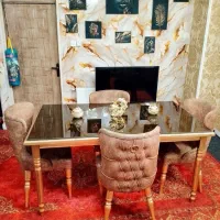 میز نهارخوری ۴نفره مدل چستر شیشه ۱۰میل تمیز و سالم|میز و صندلی غذاخوری|تهران, مهرآباد|دیوار