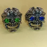 انگشتر جمجمه ای