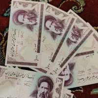 اسکناس 100 ریالی