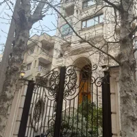آپارتمان-220-متری-فرمانیه-شرقی-تاپ-لوکیشن
