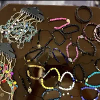 انواع دستبند حدود ۳۰۰ تا