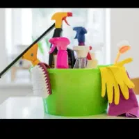 نظافت منزل و پارکینگ و راه پله و آسانسور....