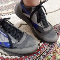 کفش اسپرتی کارکرده سایز 40.41..