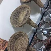 ۳ عدد صندلی