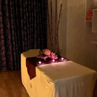 بلیط ۲ جلسه ماساژ + ۱ جلسه استخر آفتاب فقط ۱۵۰۰