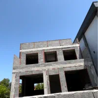 بنای-نیمه-کار-سنددار-تاپ-لوکیشن-ویو-جنگل