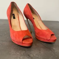 کفش پاشنه بلند زنانه