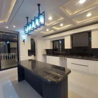 ۱۸۴ متر تکواحدی آشپزخانه نورگیر الهیه فروش فوری