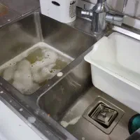 استخدام کمک آشپز خانم