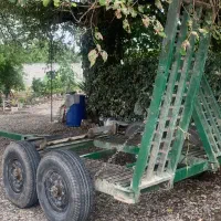 یدکش چهار چرخ تمیز