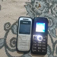 دوعدد گوشی ساده