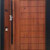 درهای اصلی و اتاقی