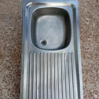 سینک ظرفشویی تمیز