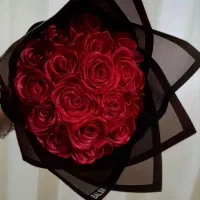 گل مصنوعی هدیه ای با ارزش ماندگار