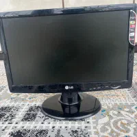 مانیتور ۱۹اینچ ال جی با دوربین