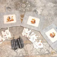 فروش انواع جای لقمه ای . کیف نان و جا مدادی.
