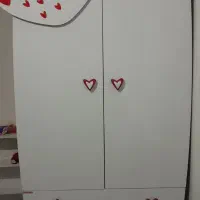 کمد لباس بچه سالم تمیزبدون مشکل درحدنو