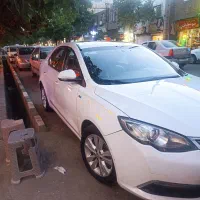 ماشین ام جی 360توربو