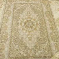 یک عدد فرش ۶ متری در حد نو