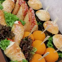 فینگر فود،سینی مزه،سینی میوه،ژله ودسر، پک پذیرایی