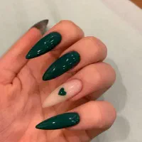 تخفیف شب یلدا خدمات ناخون|خدمات آرایشگری و زیبایی|رودسر, |دیوار