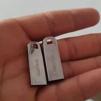 فلش ۶۴ گیگ