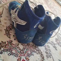 کفش کشتی در حد نو|کیف، کفش، کمربند|سلماس, |دیوار