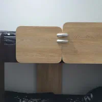 تخت دو طبقه همراه با میز لوازم آرایش