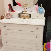 تخت خواب متعلق به شرکت بالسا میباشد مدل روز