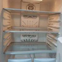 یخچال فریزر سایوان|یخچال و فریزر|رشت, دخانیات|دیوار