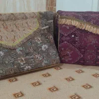 پشتی در حد نو