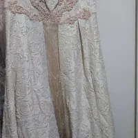 لباس عقد
