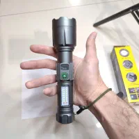 چراغ قوه زومدار نور زرد سفید پروژکتور نورافکن 100W