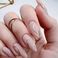 تخفیف ۵۰ درصدی آموزش کاشت ناخن و مژه
