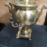 سماور روسی بکر|کلکسیون اشیاء عتیقه|بیرجند, |دیوار