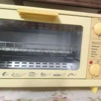 توستر در حد نو جمع و جور