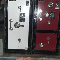 گاوصندوق گنجینه|ابزارآلات|فیروزآباد (فارس), |دیوار