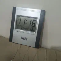 ساعت دیواری دیجیتال بزرگ