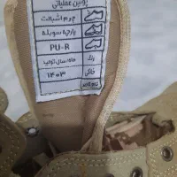 پوتین خاکی شماره۴۰|کیف، کفش، کمربند|رشت, پل تالشان|دیوار