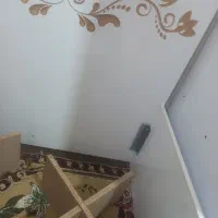 تخت خواب و تشک یک نفره قیمت خیلی مناسب تخفیفم داره|تخت و سرویس خواب|یاسوج, |دیوار