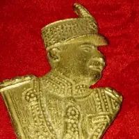 تندیس برنجی شاه و فرح|مجسمه، تندیس، ماکت|اراک, |دیوار