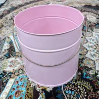 گلدان فلزی بزرگ