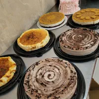 به یک اشپز خانم یک سالن کار  یک باریستا نیازمندیم