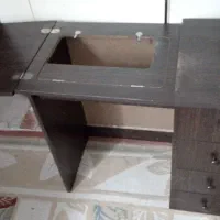 میز چرخ خیاطی و جای سر دوز