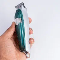 ماشین اصلاح سر و صورت kenworth قیمت استثنایی|آرایشی، بهداشتی، درمانی|کرج, استاندارد|دیوار