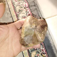 سنگ قرمز ب