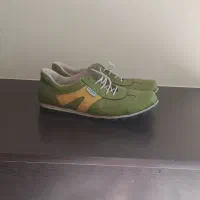 کتونی|کیف، کفش، کمربند|پرند, فاز ۲|دیوار