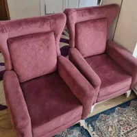 میز و صندلی و میل راحتی